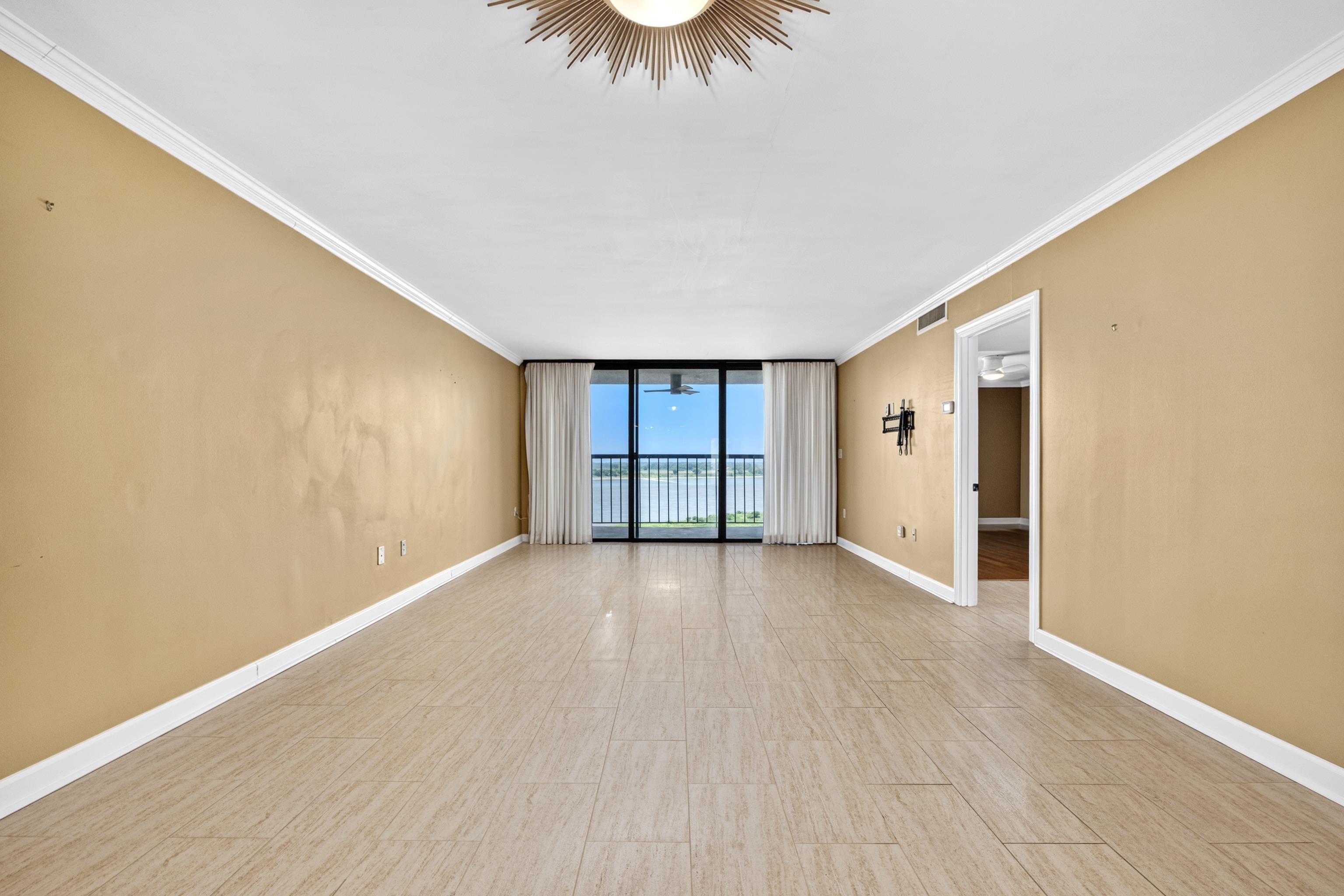 200 WAGNER PL Unit: 805