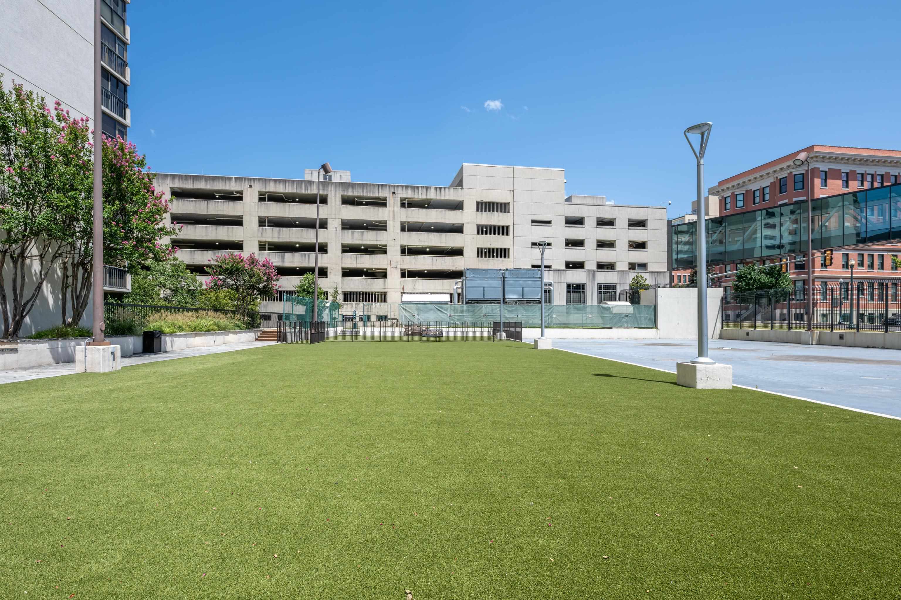 200 WAGNER PL Unit: 805