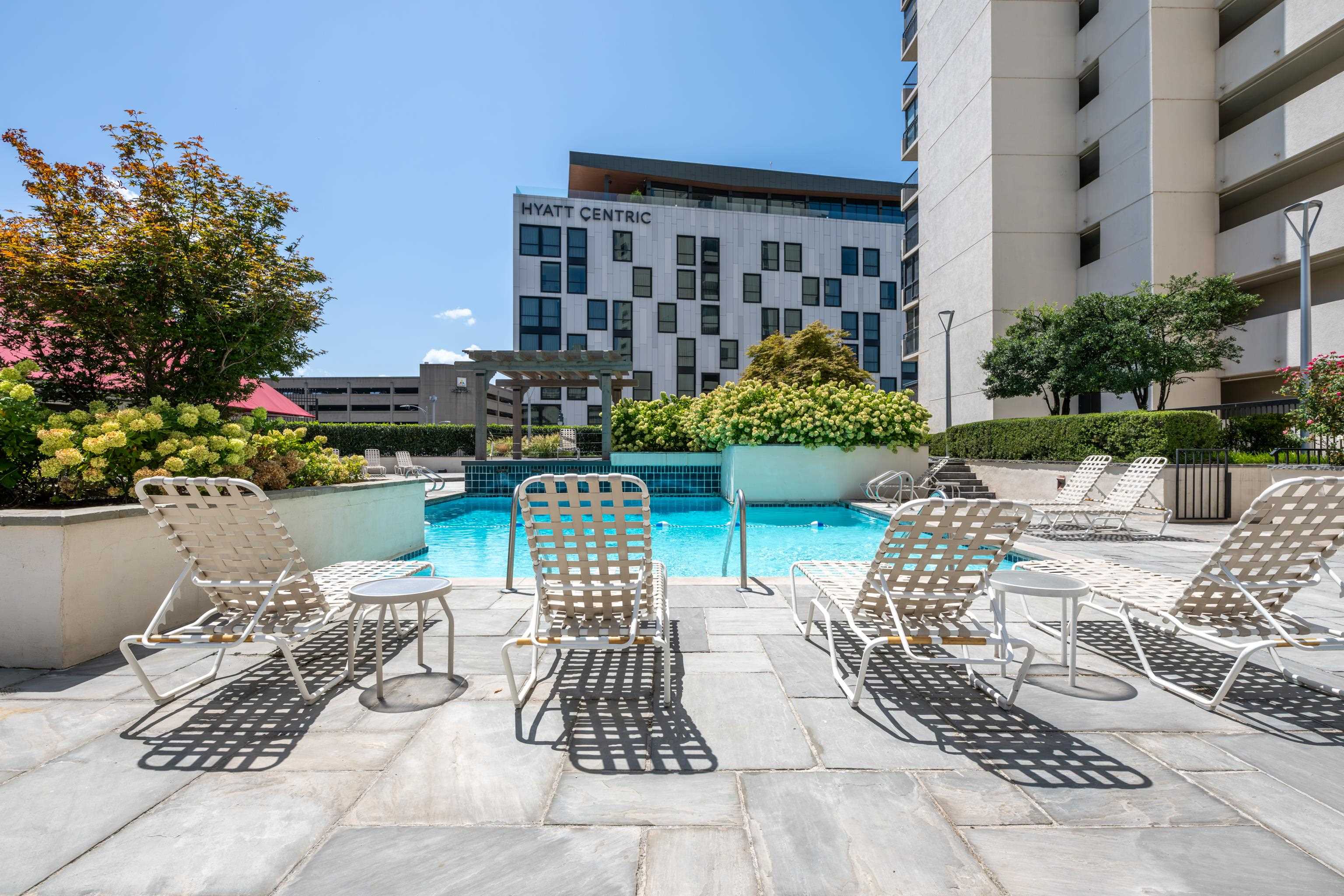 200 WAGNER PL Unit: 805