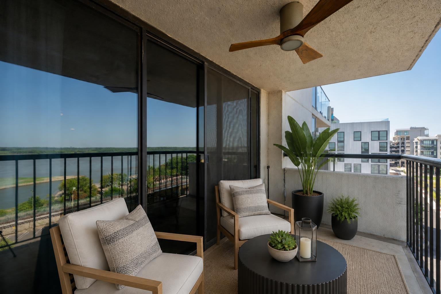 200 WAGNER PL Unit: 805