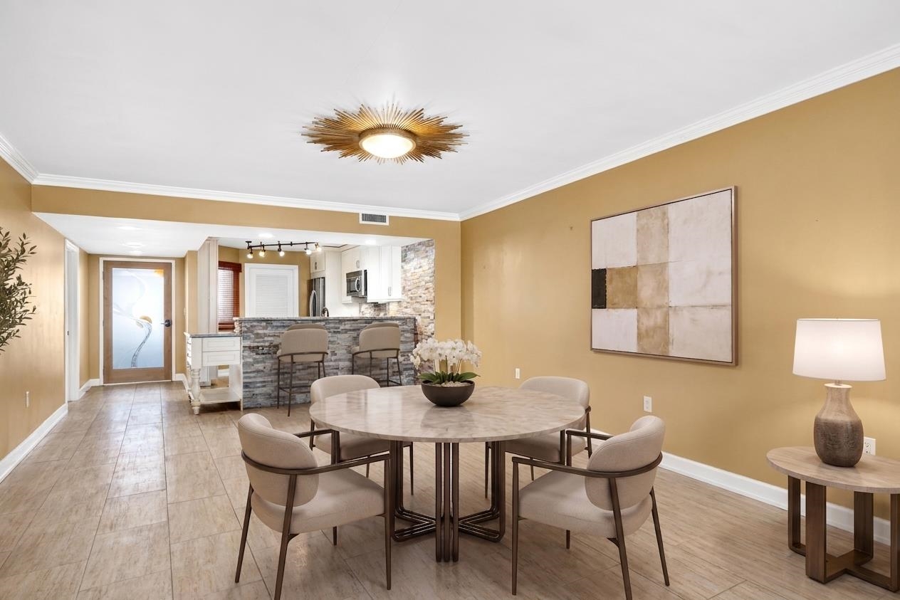 200 WAGNER PL Unit: 805