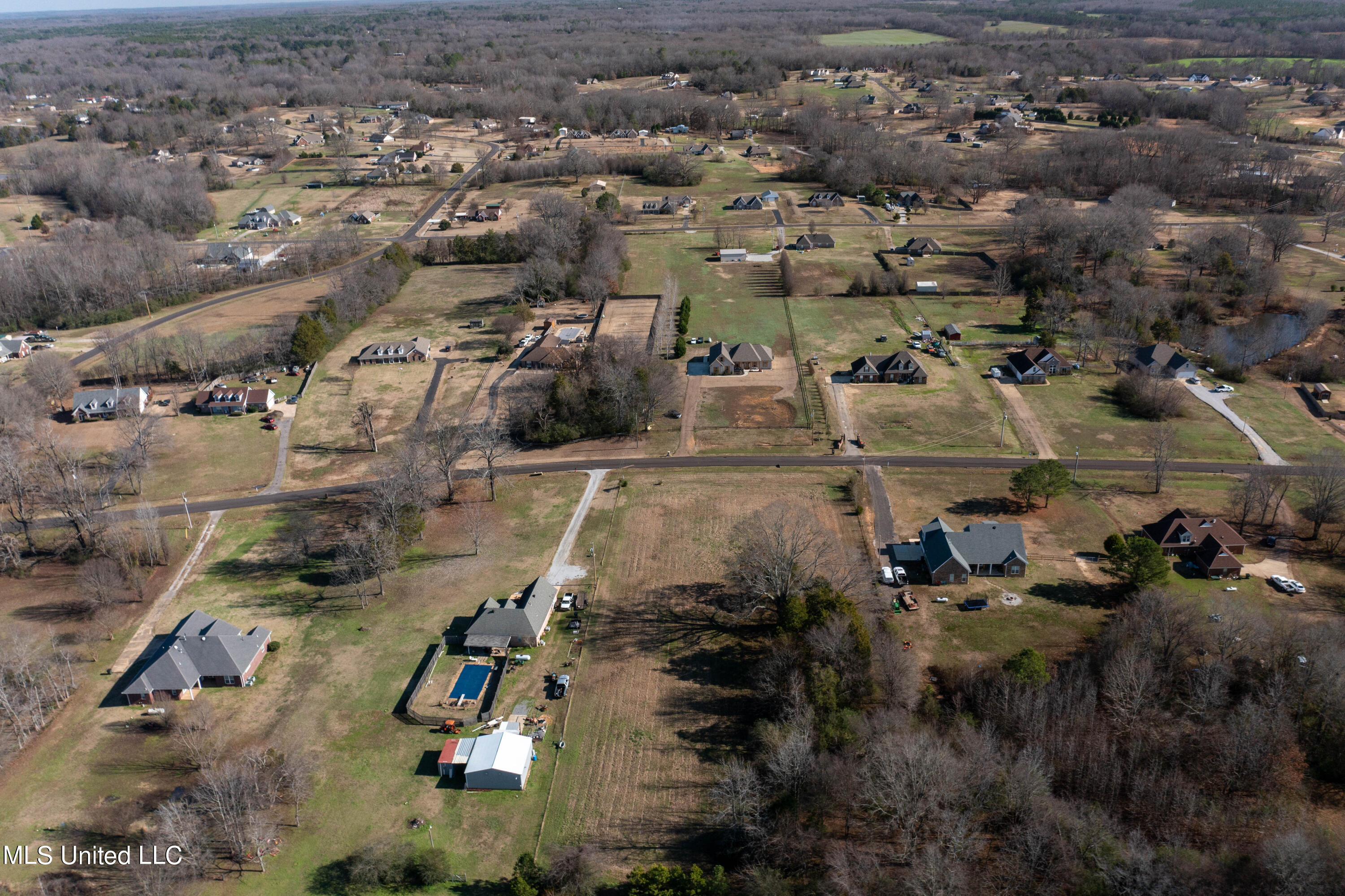 Moore Crossing S