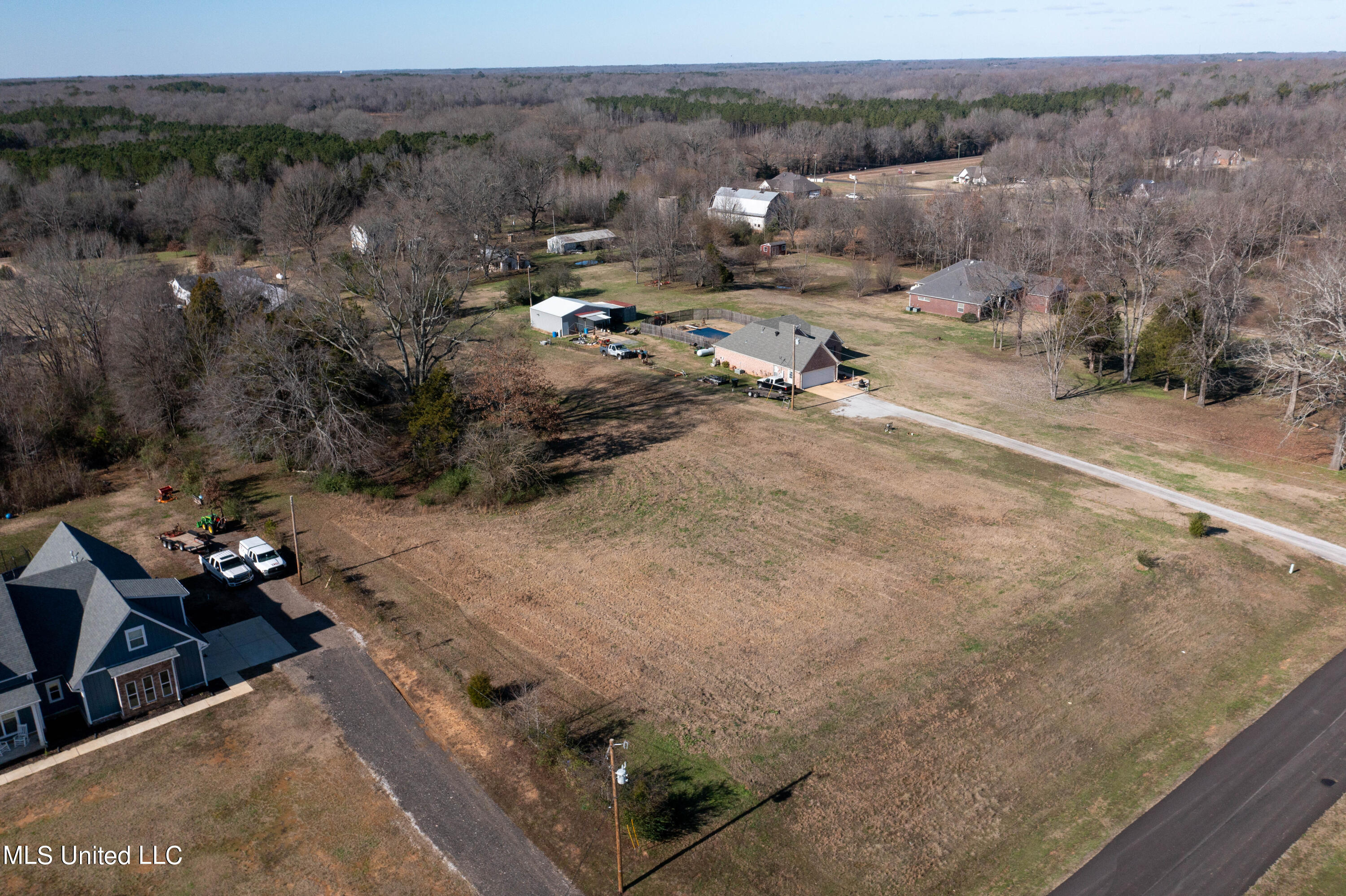 Moore Crossing S