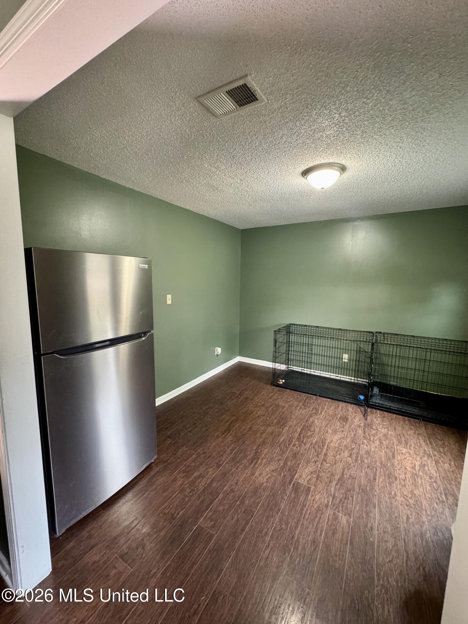 10280 Yates Drive