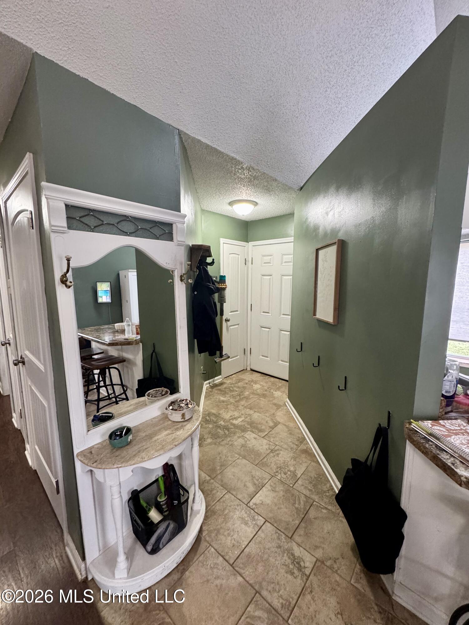 10280 Yates Drive