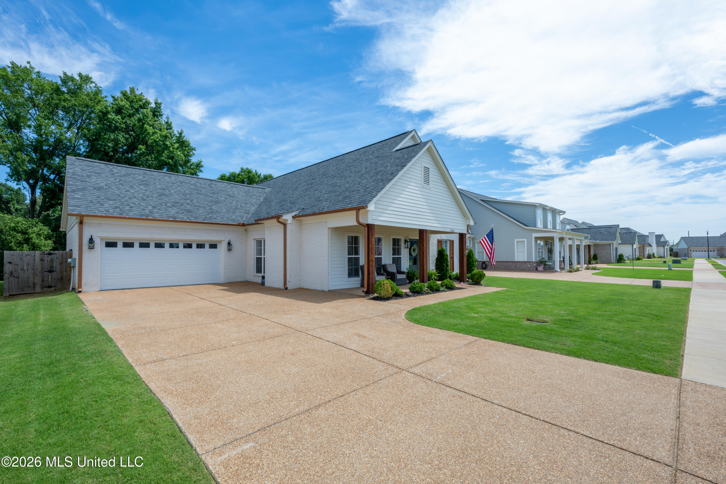 2866 High Pointe Avenue