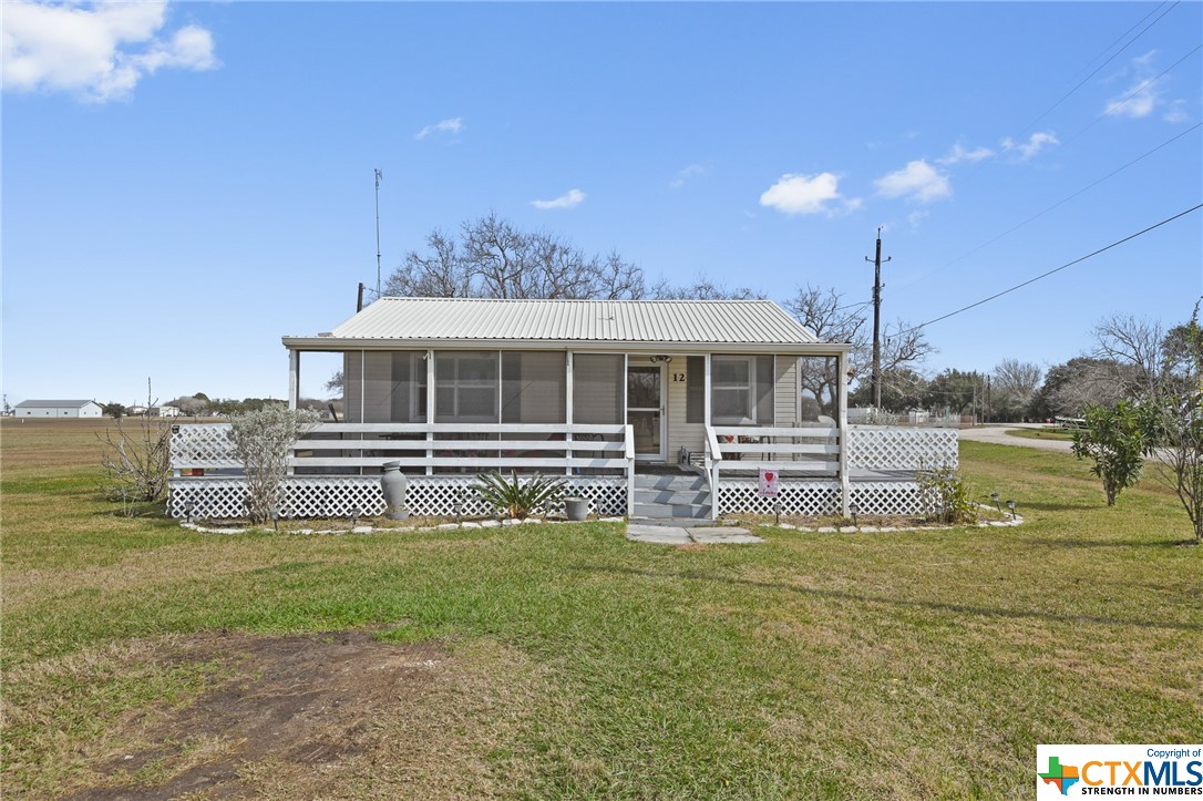 12 Thunderbird Drive