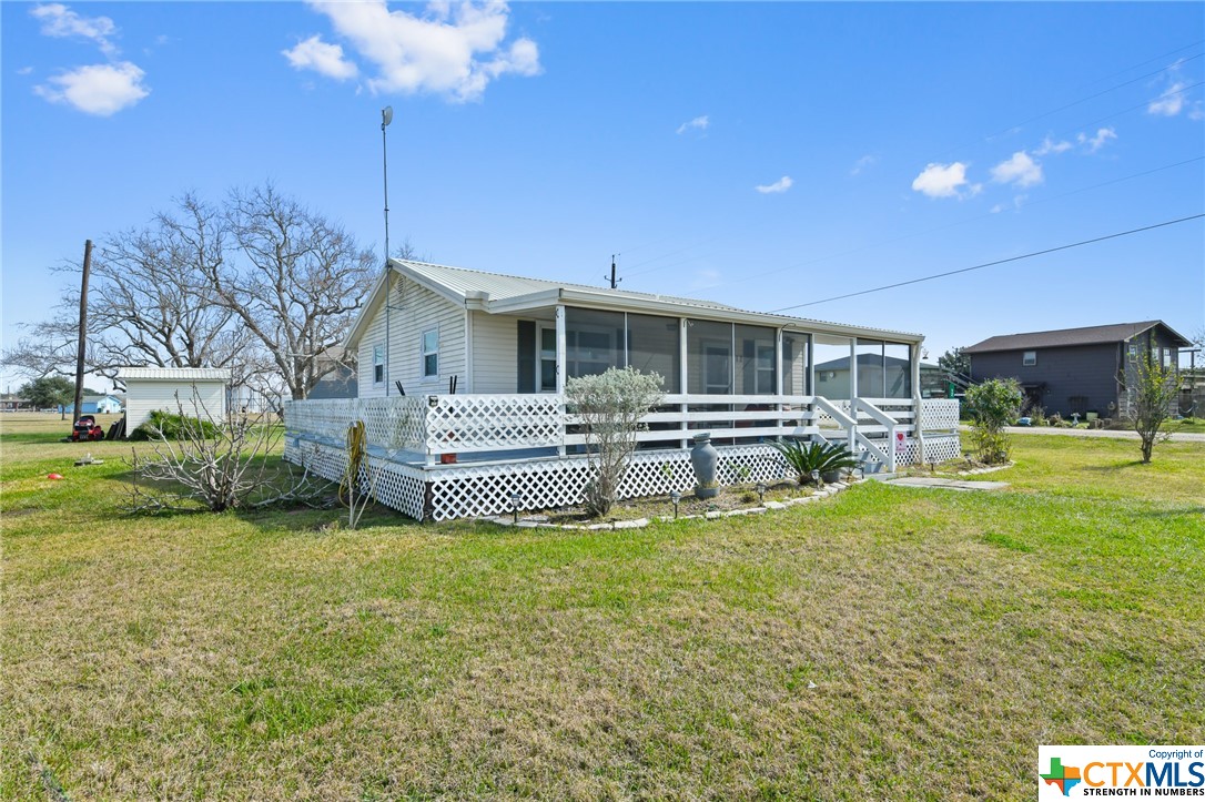 12 Thunderbird Drive