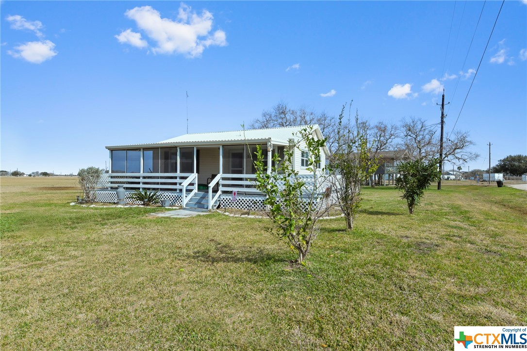 12 Thunderbird Drive
