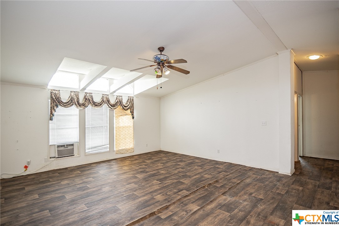 1437 Oliver Road