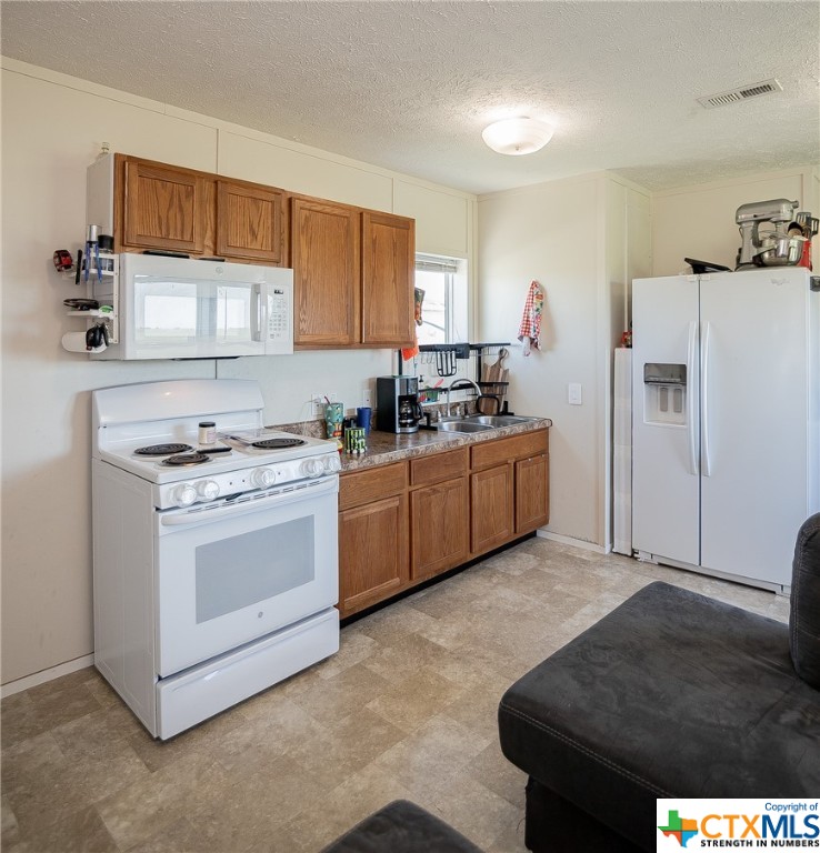634 Wischkaemper Rd