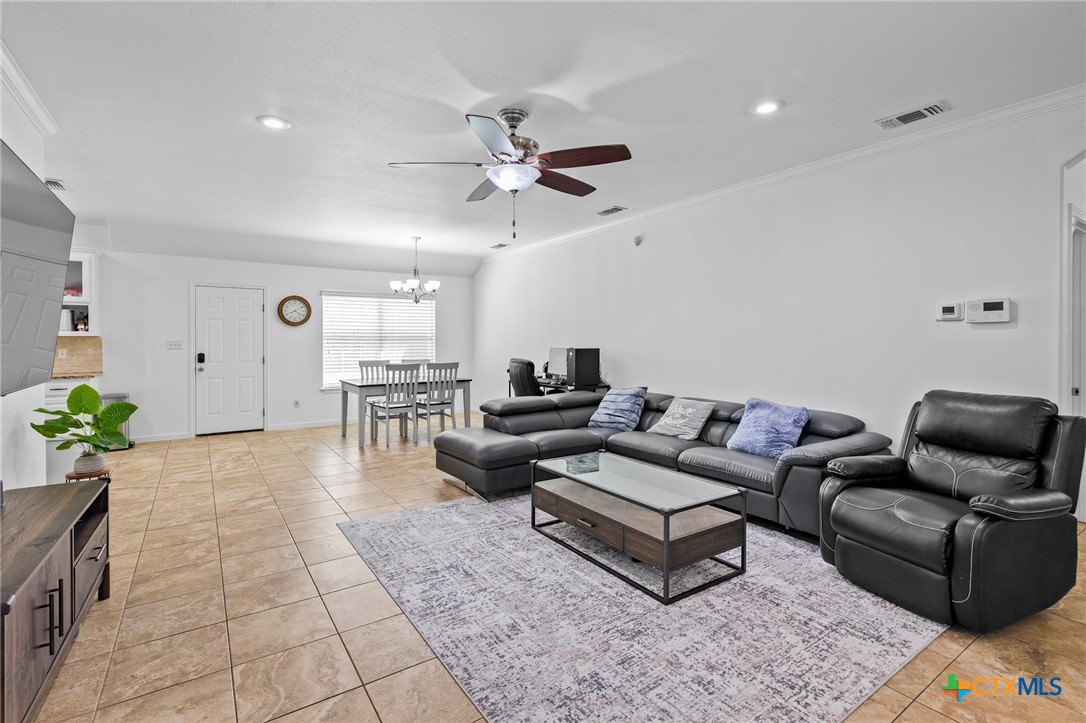 608 Mason Circle