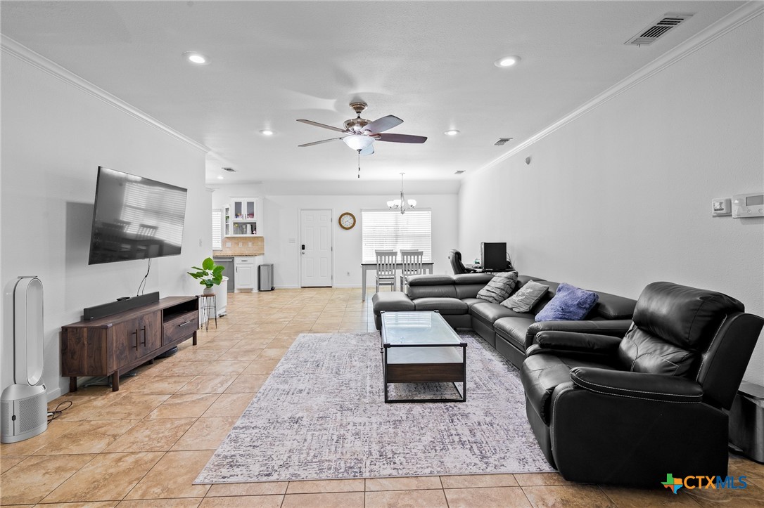 608 Mason Circle