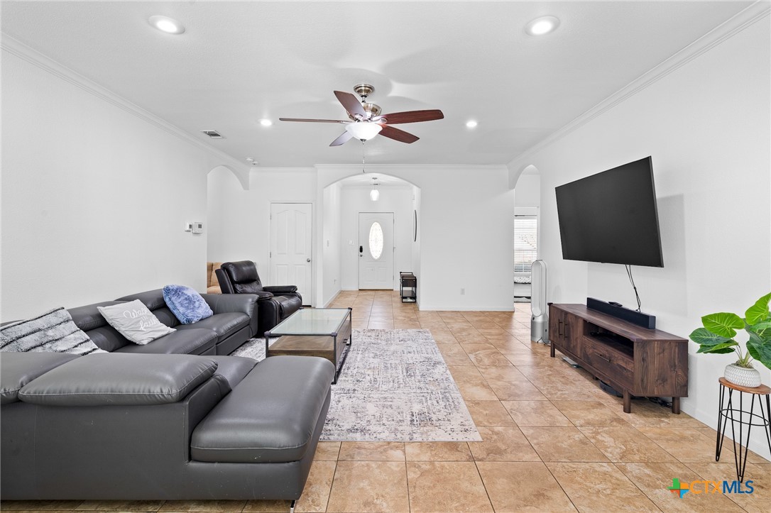 608 Mason Circle