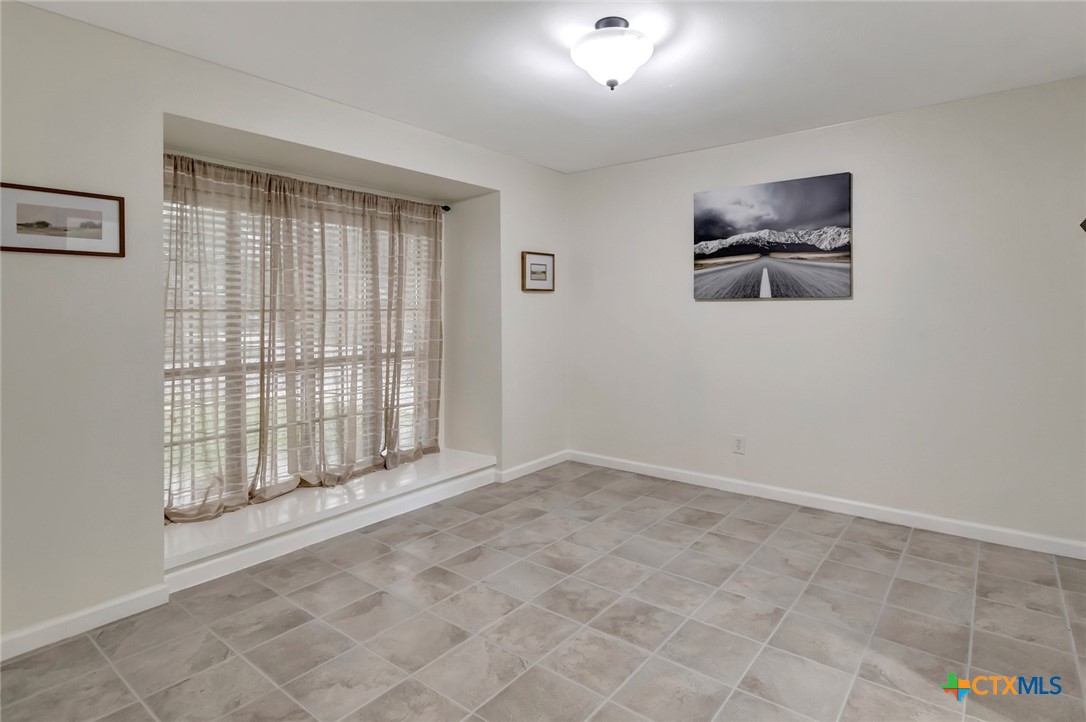 306 Tracy Lane