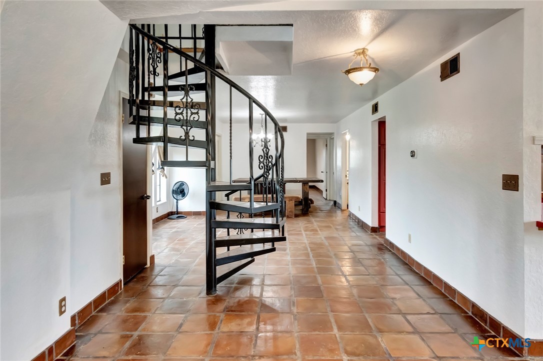 9703 State Highway 35