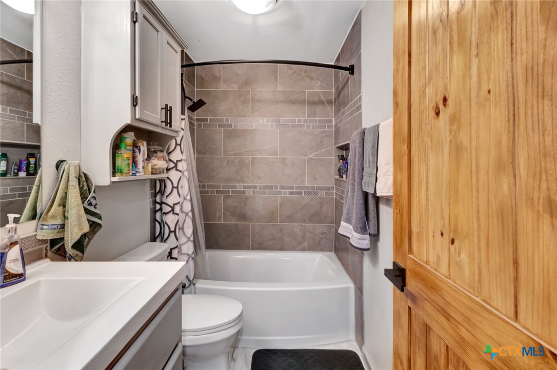 1617 County Road 110