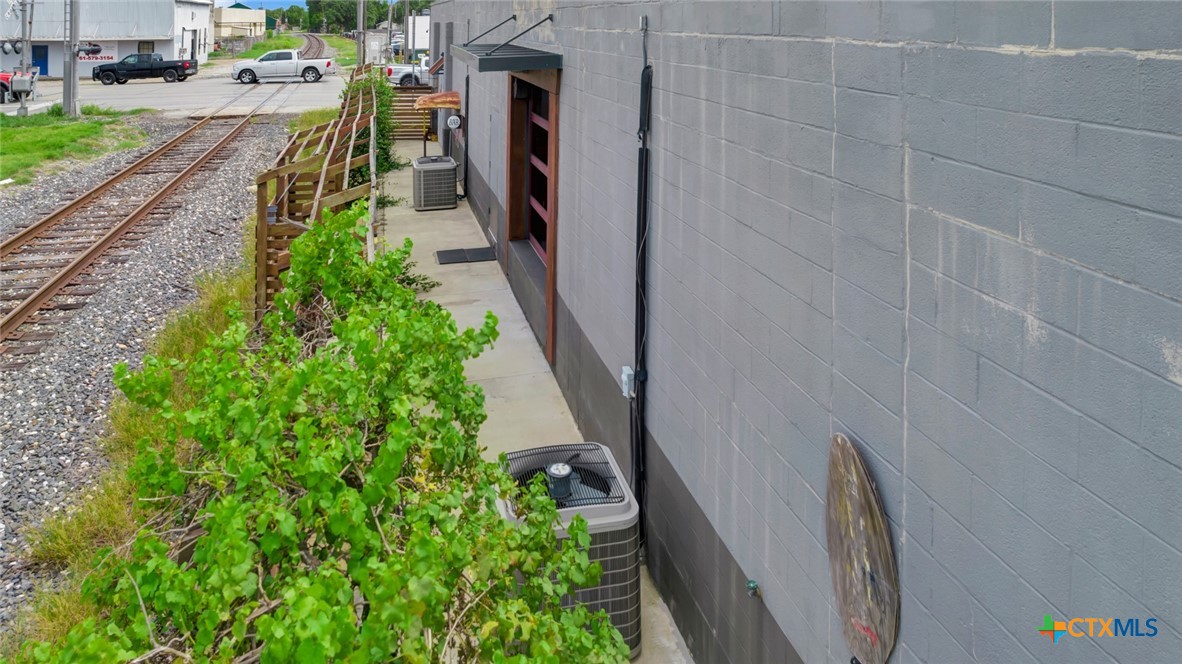 104 E Rio Grande Street