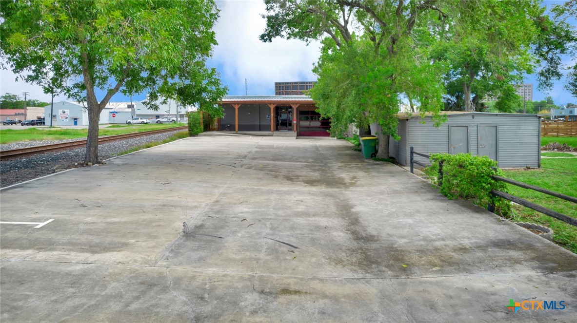 104 E Rio Grande Street