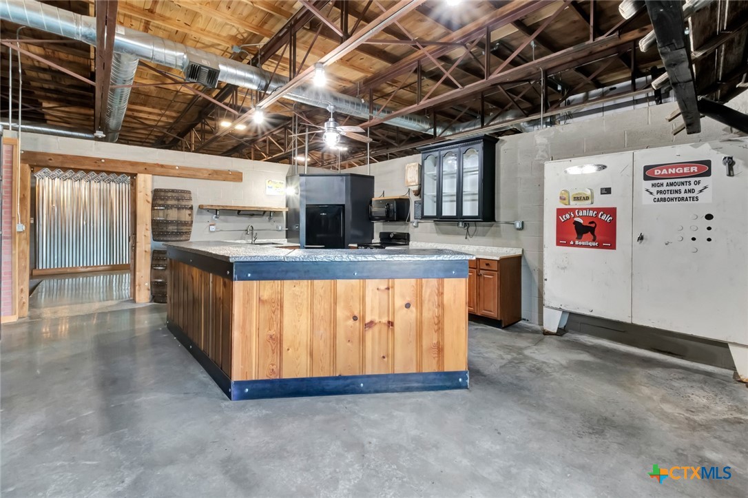 104 E Rio Grande Street
