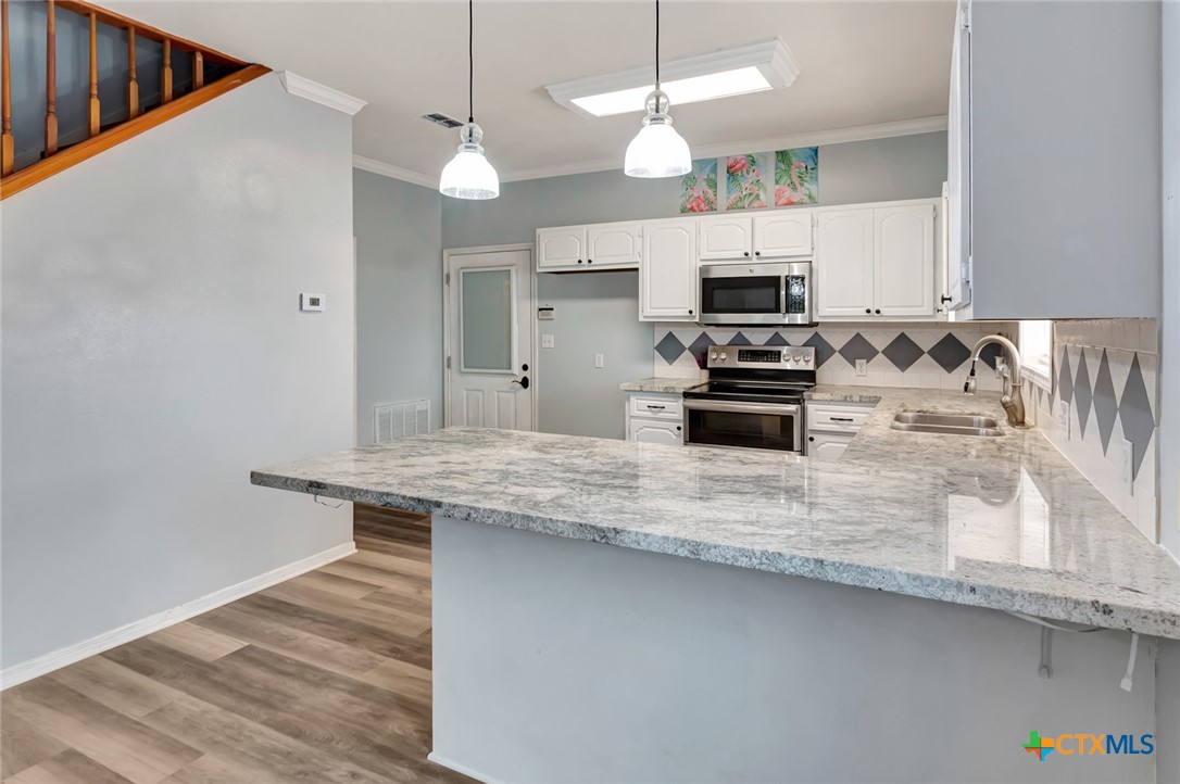 116 Stonewood Place