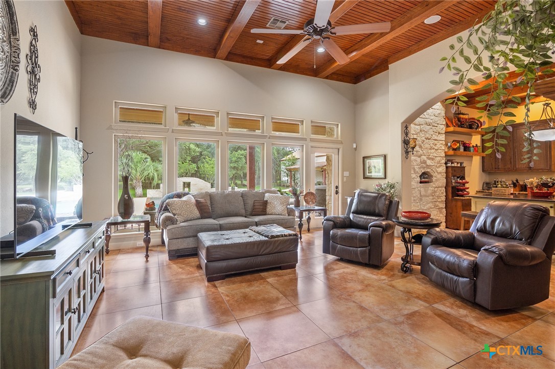 166 Post Oak Bend