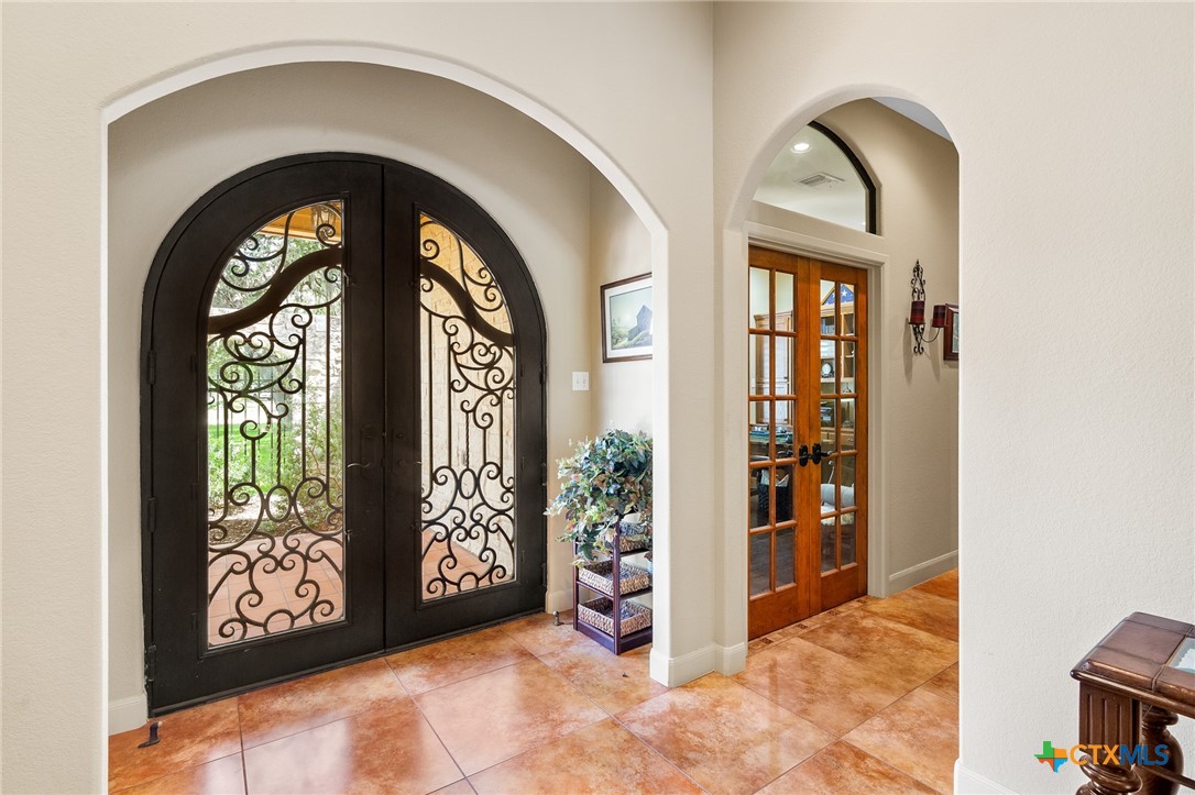 166 Post Oak Bend