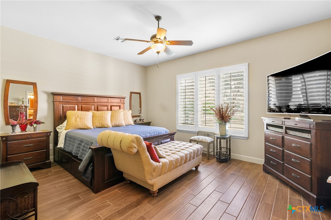 166 Post Oak Bend