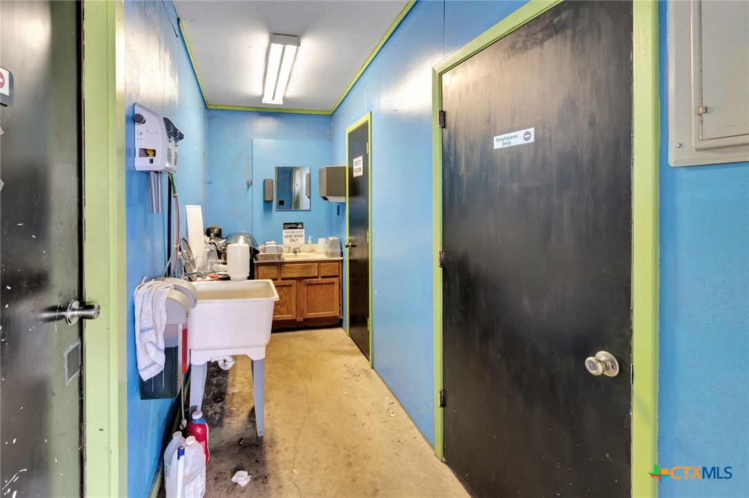 23404 Zac Lentz Parkway