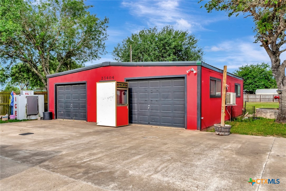 23404 Zac Lentz Parkway