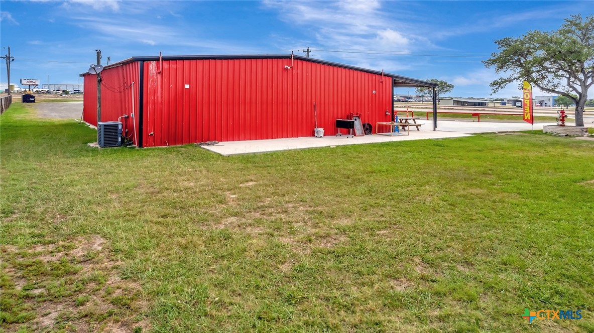 23404 Zac Lentz Parkway