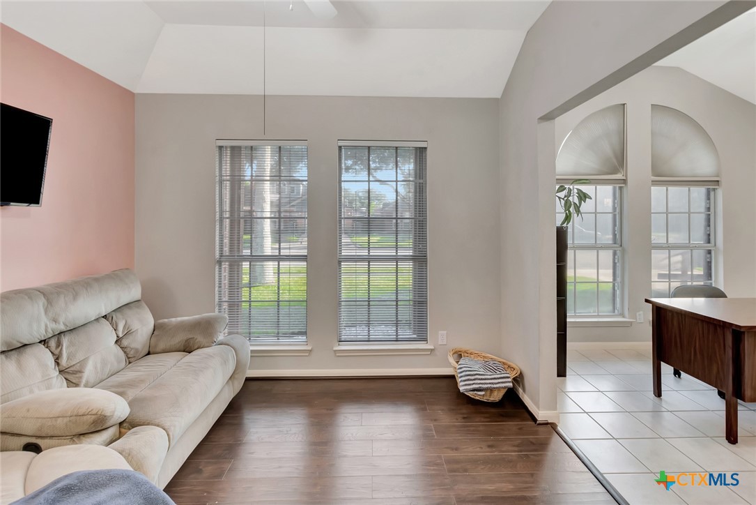 722 Ashland Creek