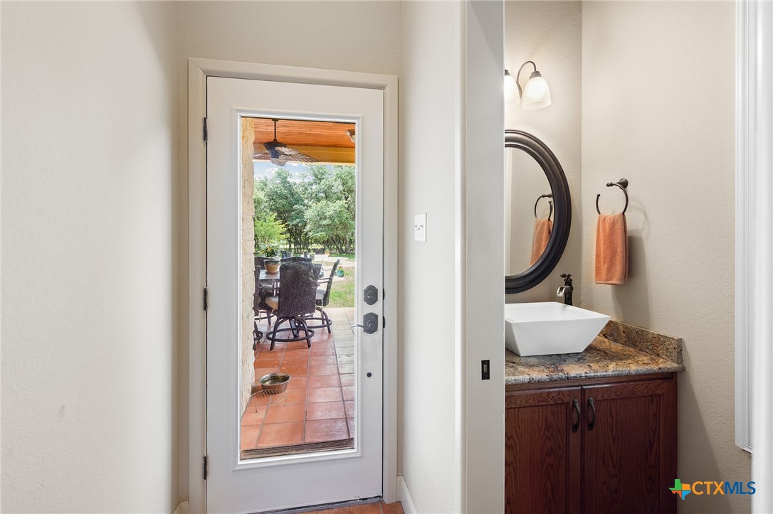 166 Post Oak Bend