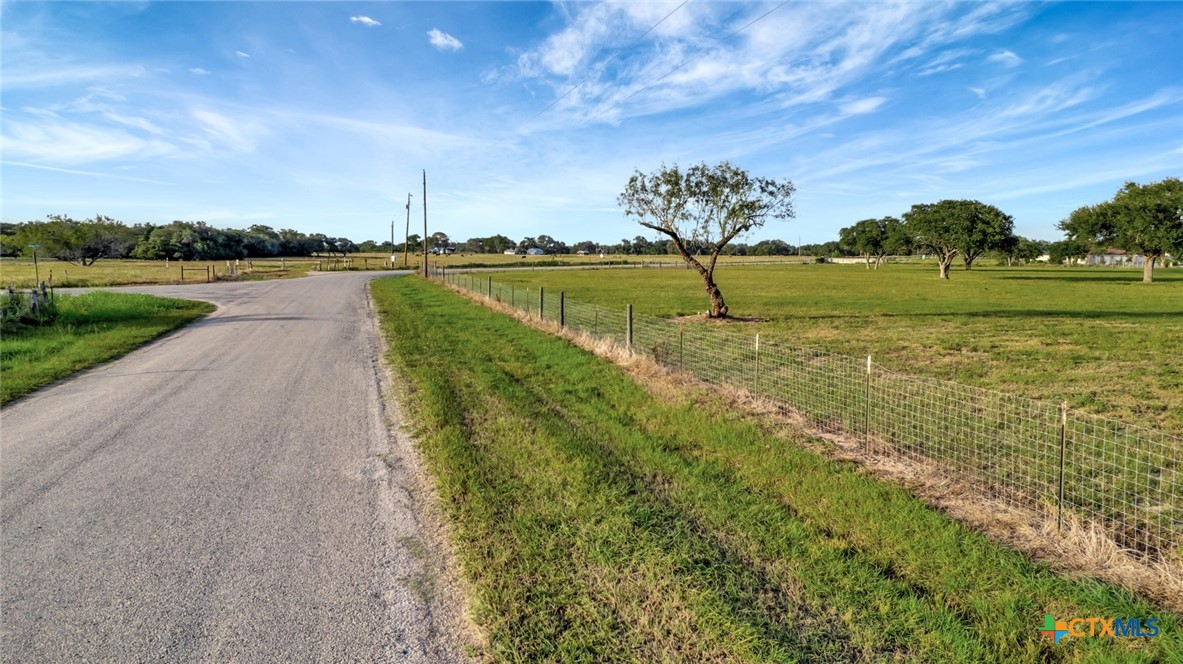 4327 Old Goliad Rd