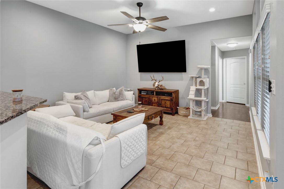 112 Carlsbad Drive