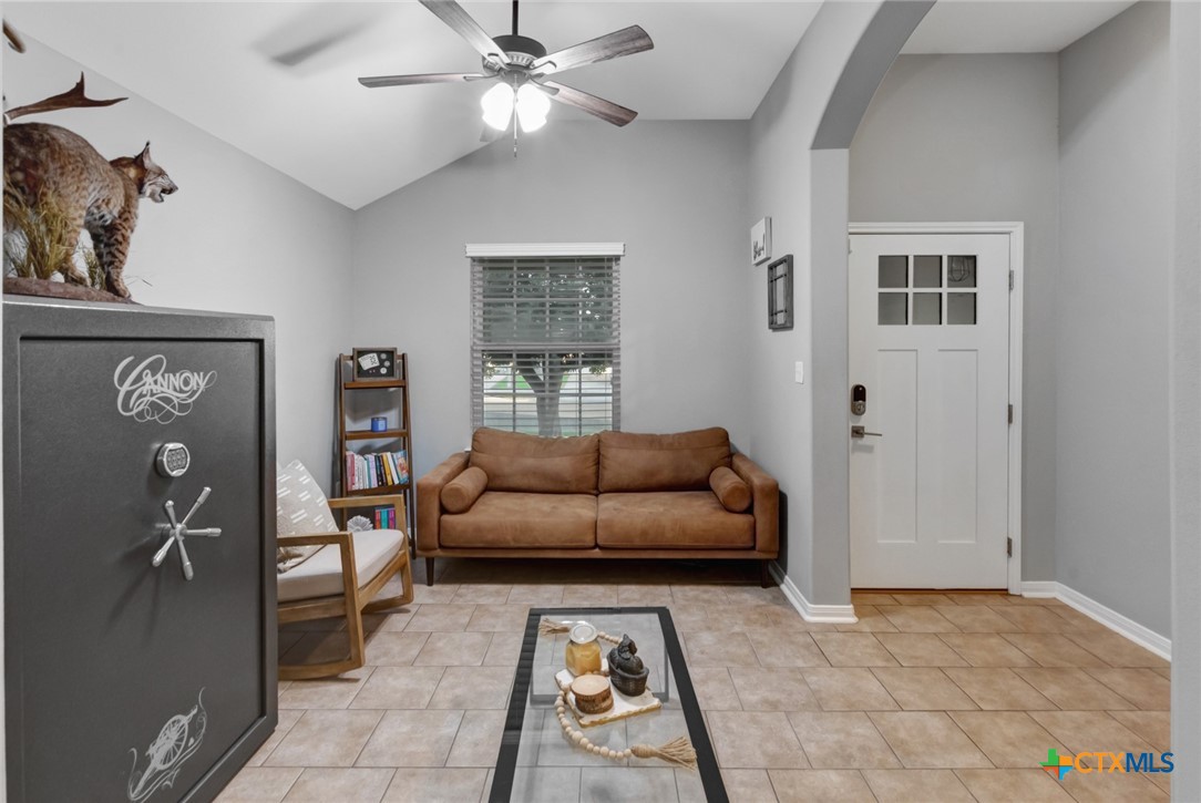112 Carlsbad Drive