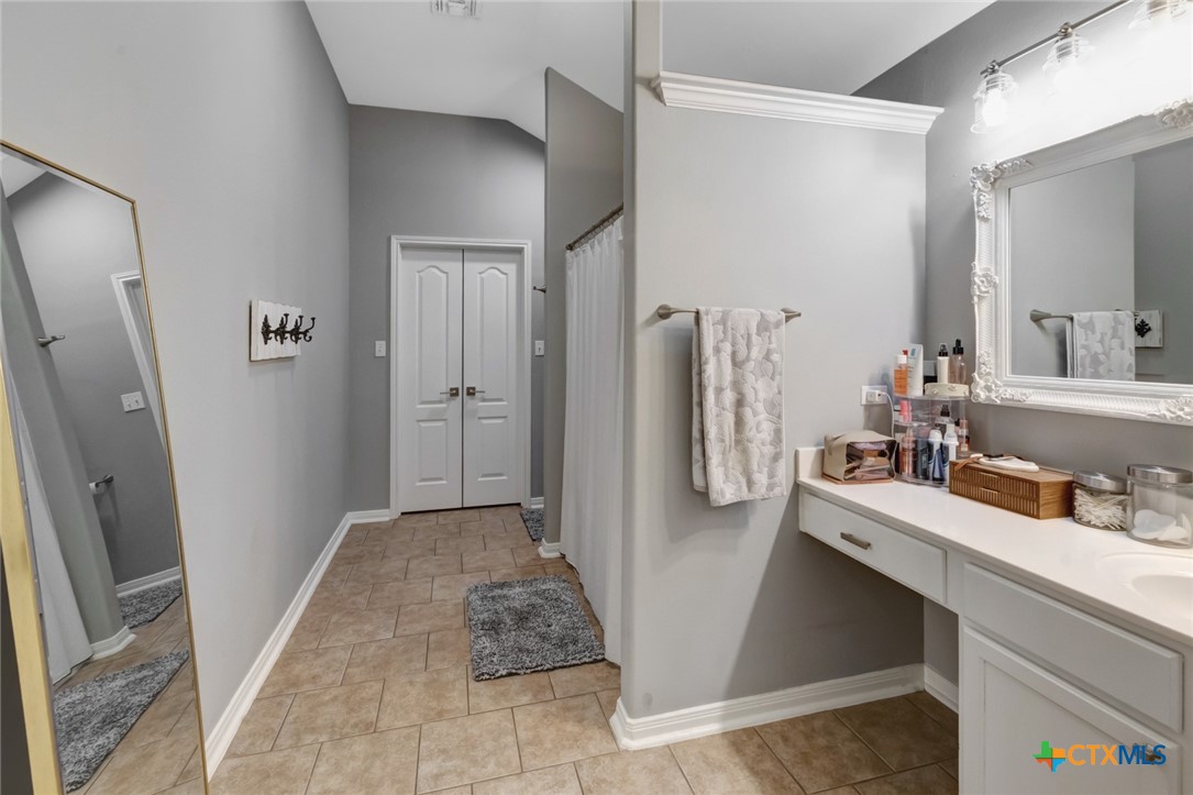 112 Carlsbad Drive