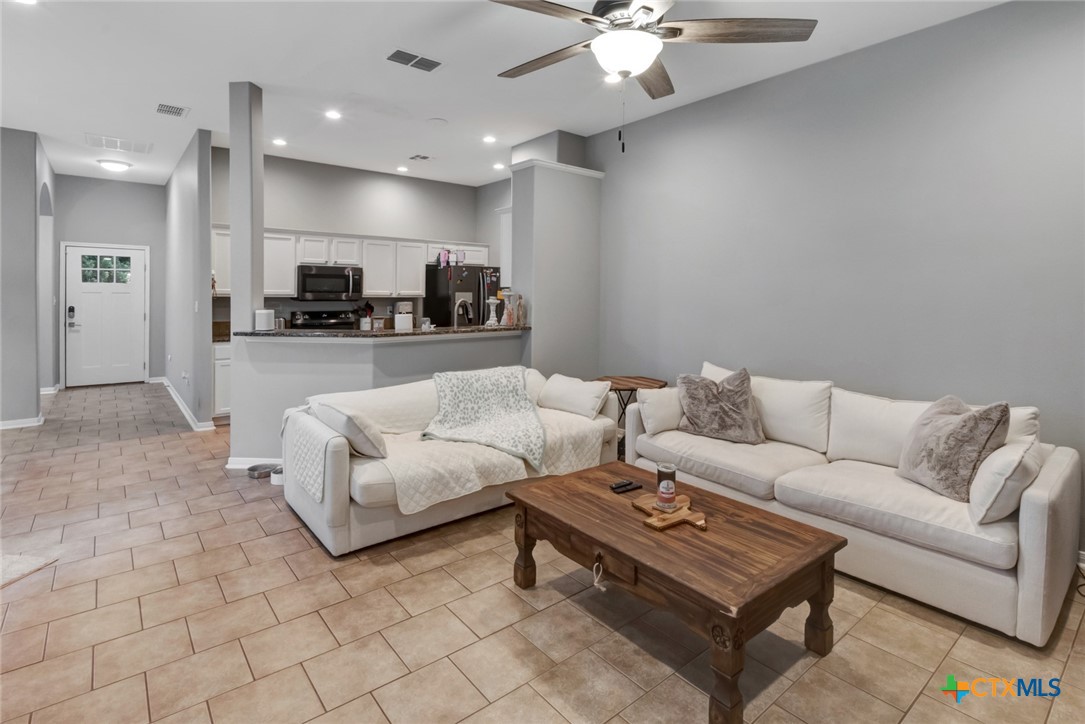 112 Carlsbad Drive