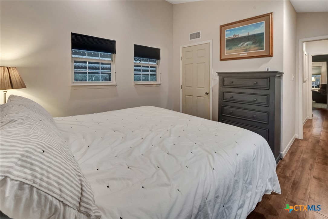 413 Private Road 1051