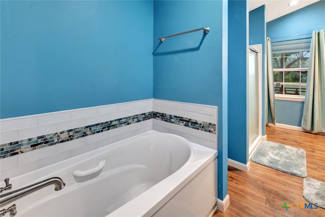 413 Private Road 1051