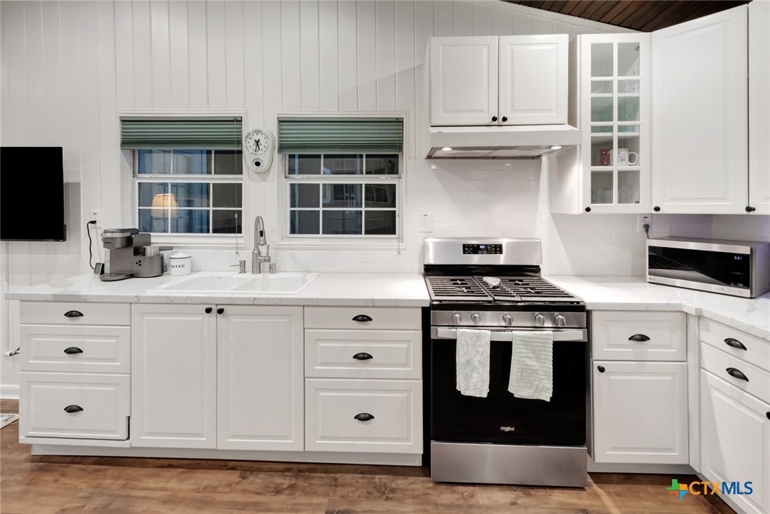 413 Private Road 1051