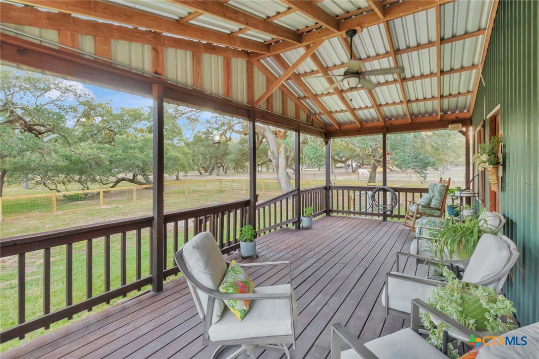 413 Private Road 1051