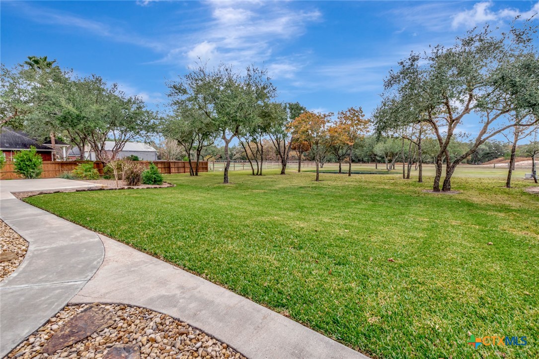 249 Post Oak Bend