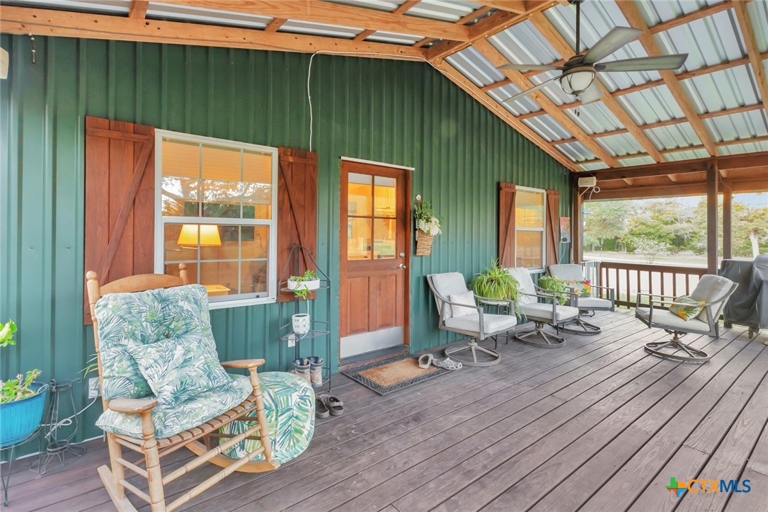 413 Private Road 1051