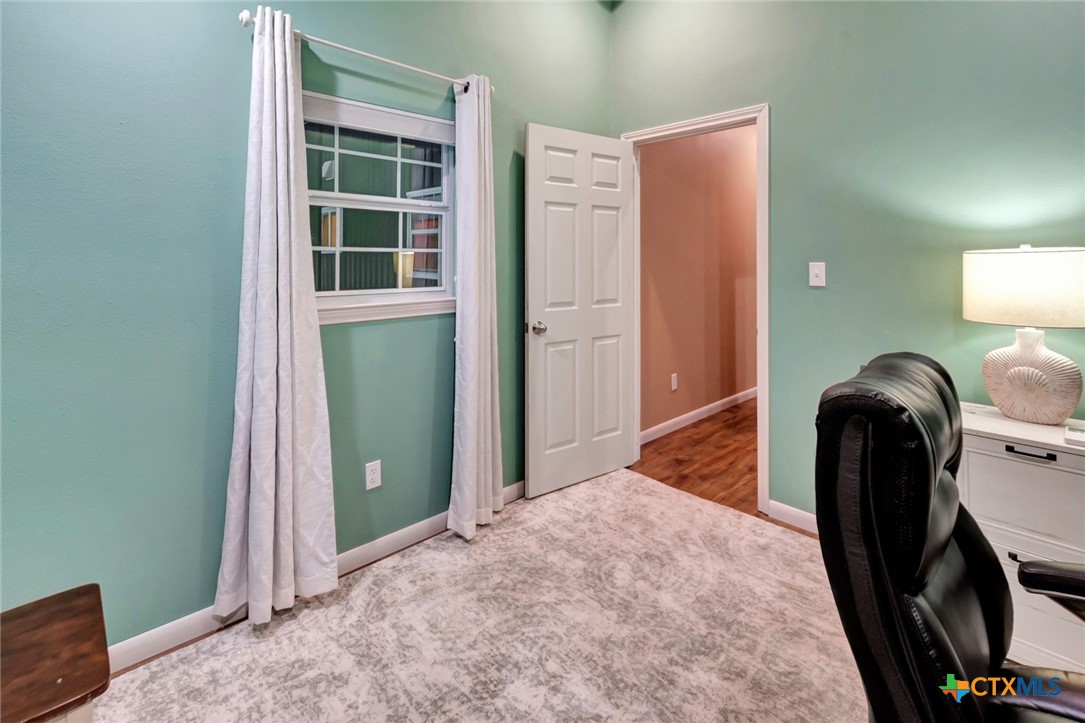 413 Private Road 1051