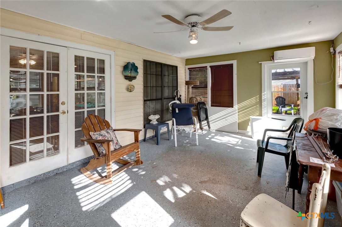 3403 E Rio Grande Street