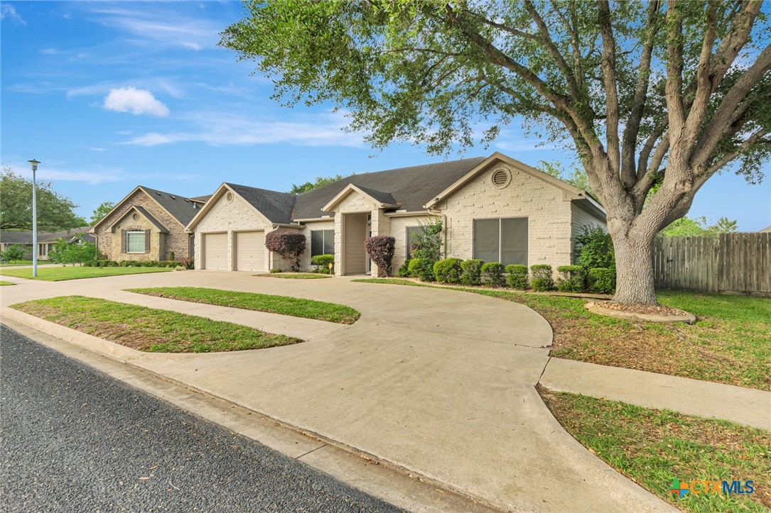 204 Crosswind Drive