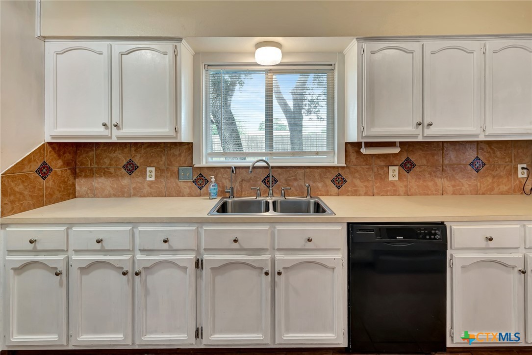 109 Nantucket Avenue