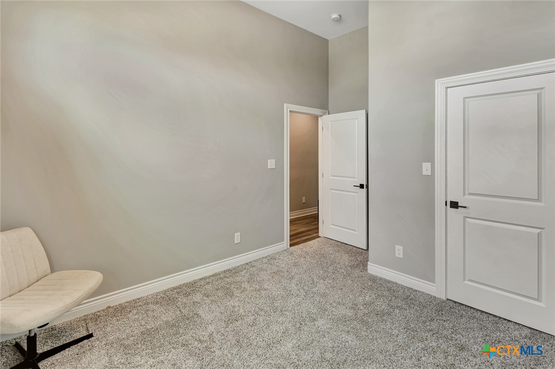 220 Whitetail Lane