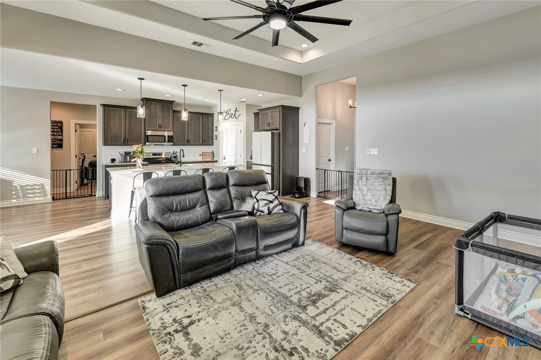 220 Whitetail Lane